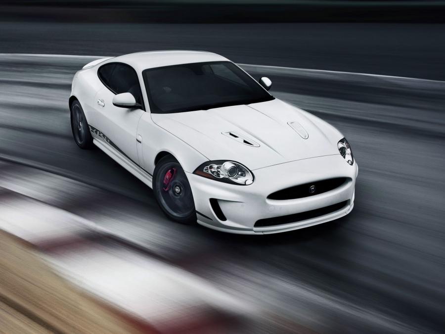  Jaguar XKR Coupe Black Package 2010 года  (фото 16 из 16)